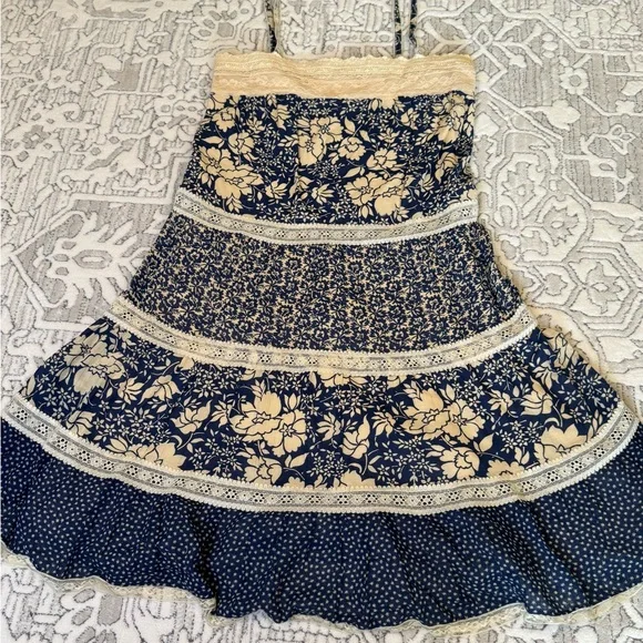 OPEN TO OFFERS Anthropologie Maeve Blue Lace Sleeveless Knee Length Dress Size 4 - Picture 8 of 10